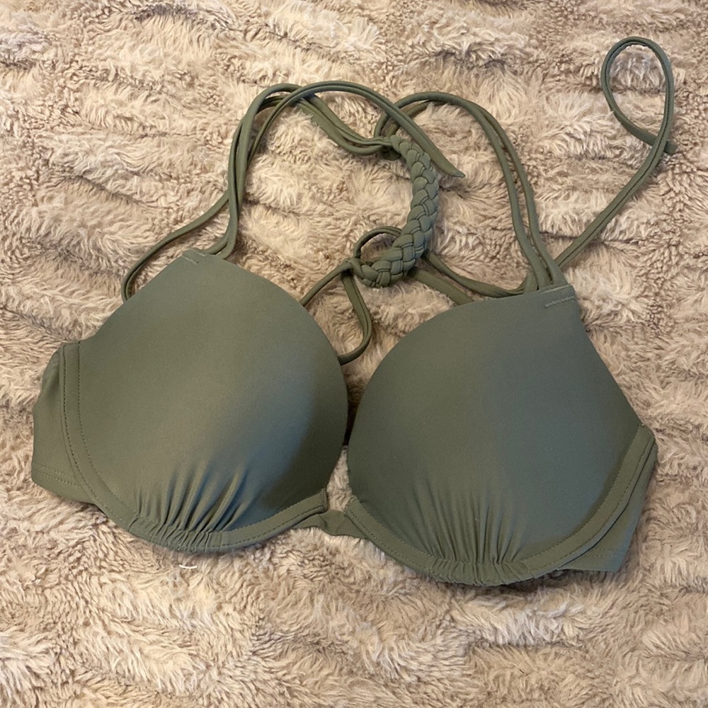 Women’s Hollister swim top